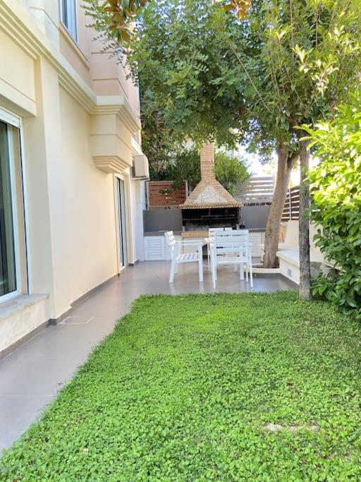 Cozy 2 Room Apartment With Garden Near Athens Air-Port Artemida  Exterior foto